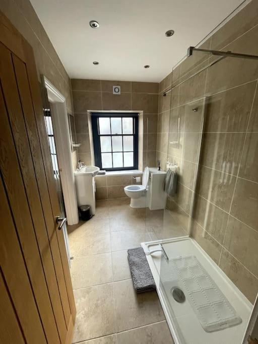 Ferienwohnung Abergavenny Center 2-Bed Flat Exterior foto