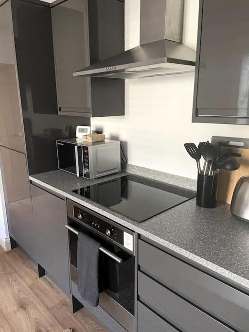 Ferienwohnung Abergavenny Center 2-Bed Flat Exterior foto